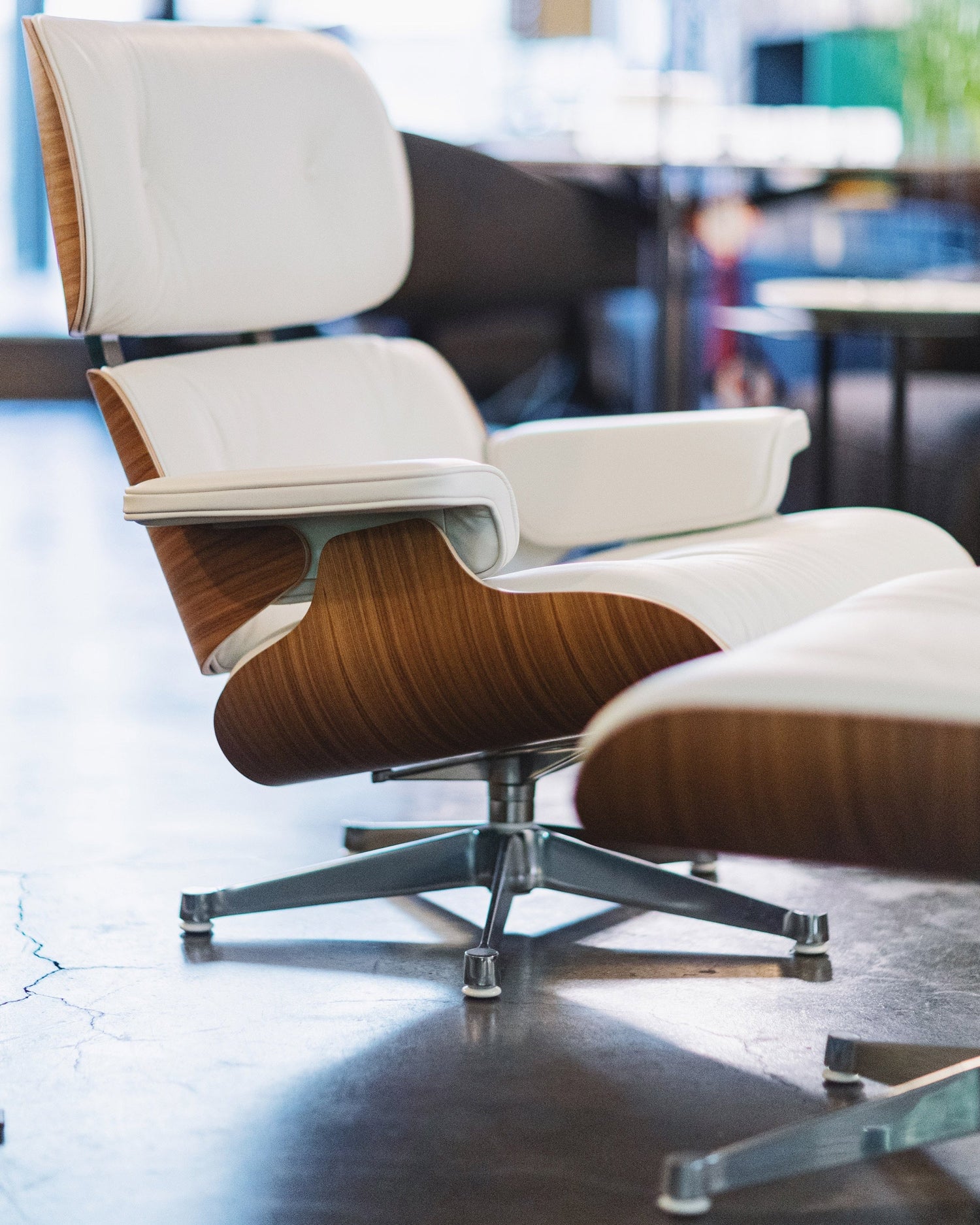 Lounge chair van Charles & Ray Eames – ultiem comfort in designvorm