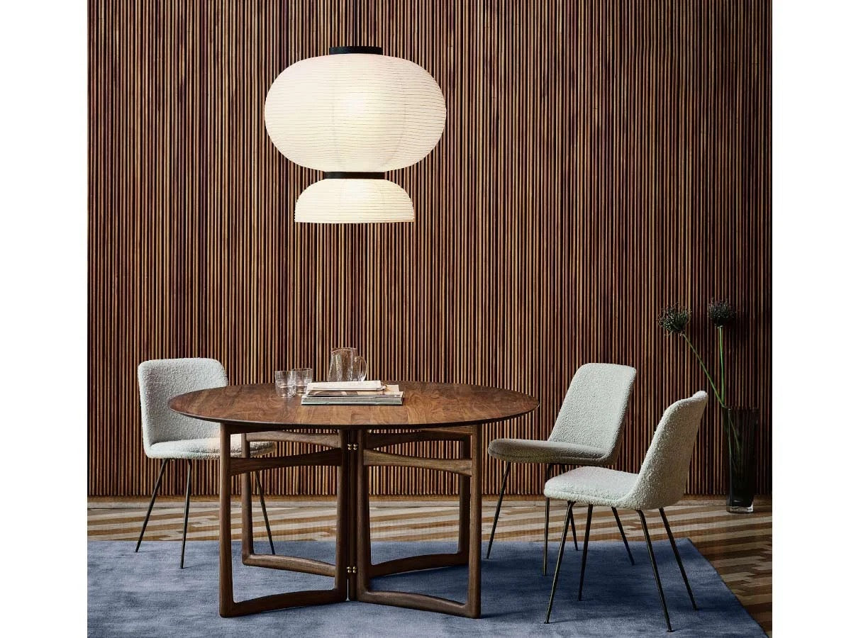 Rely HW9 side chair