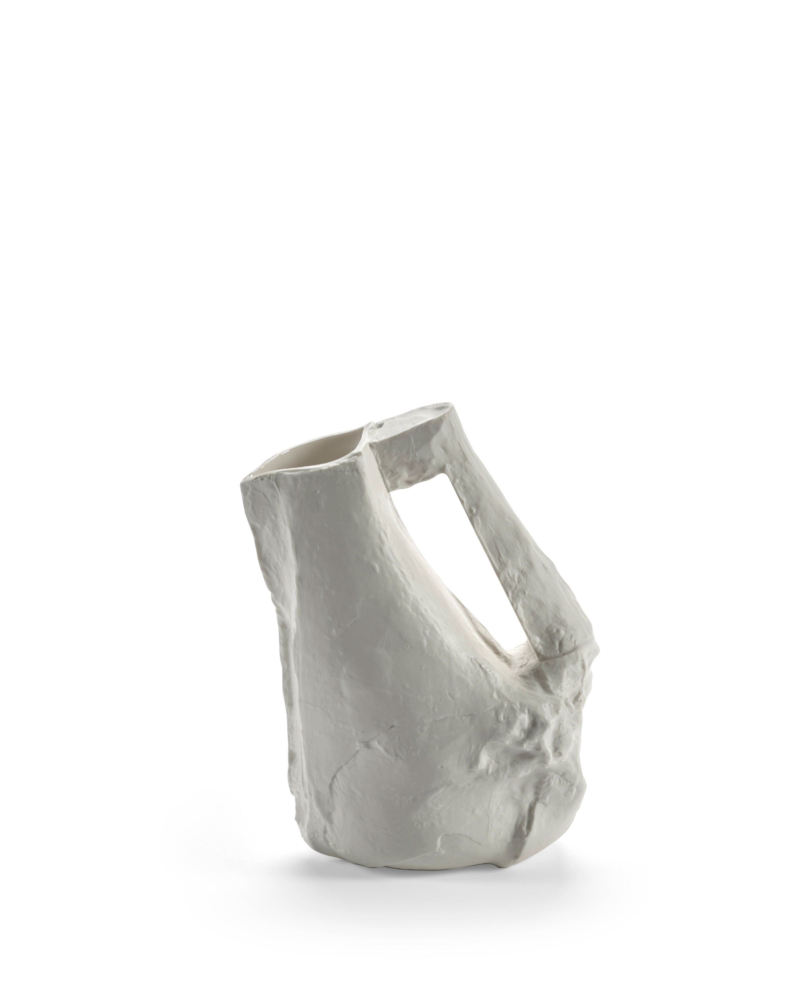 karaf II Gebroken Wit by white dirt artifacts