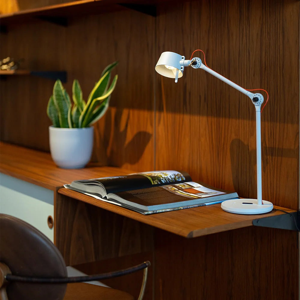 Tonone Bolt10 desk - bureaulamp