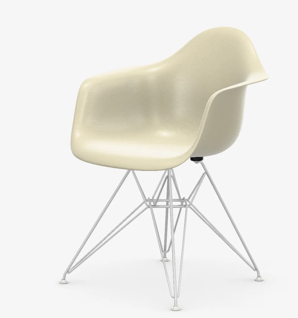 vitra Eames Fiberglass Armchair DAR - wit onderstel - parchment