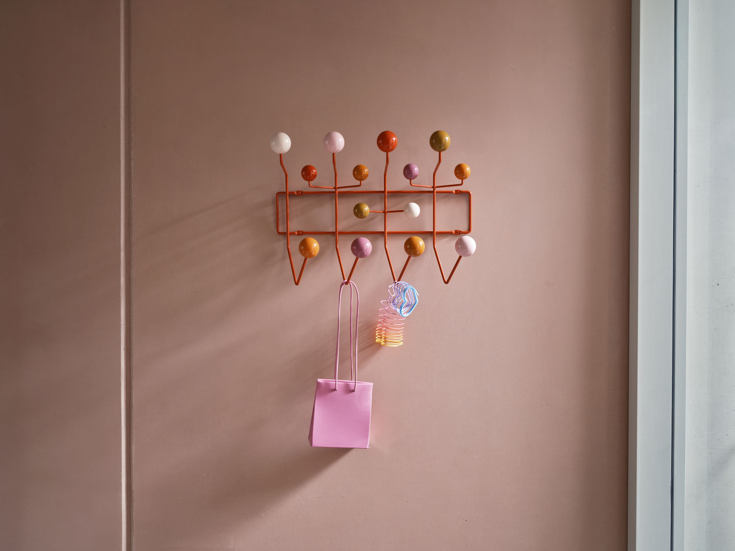 Eames kapstok 'hang it all' warm