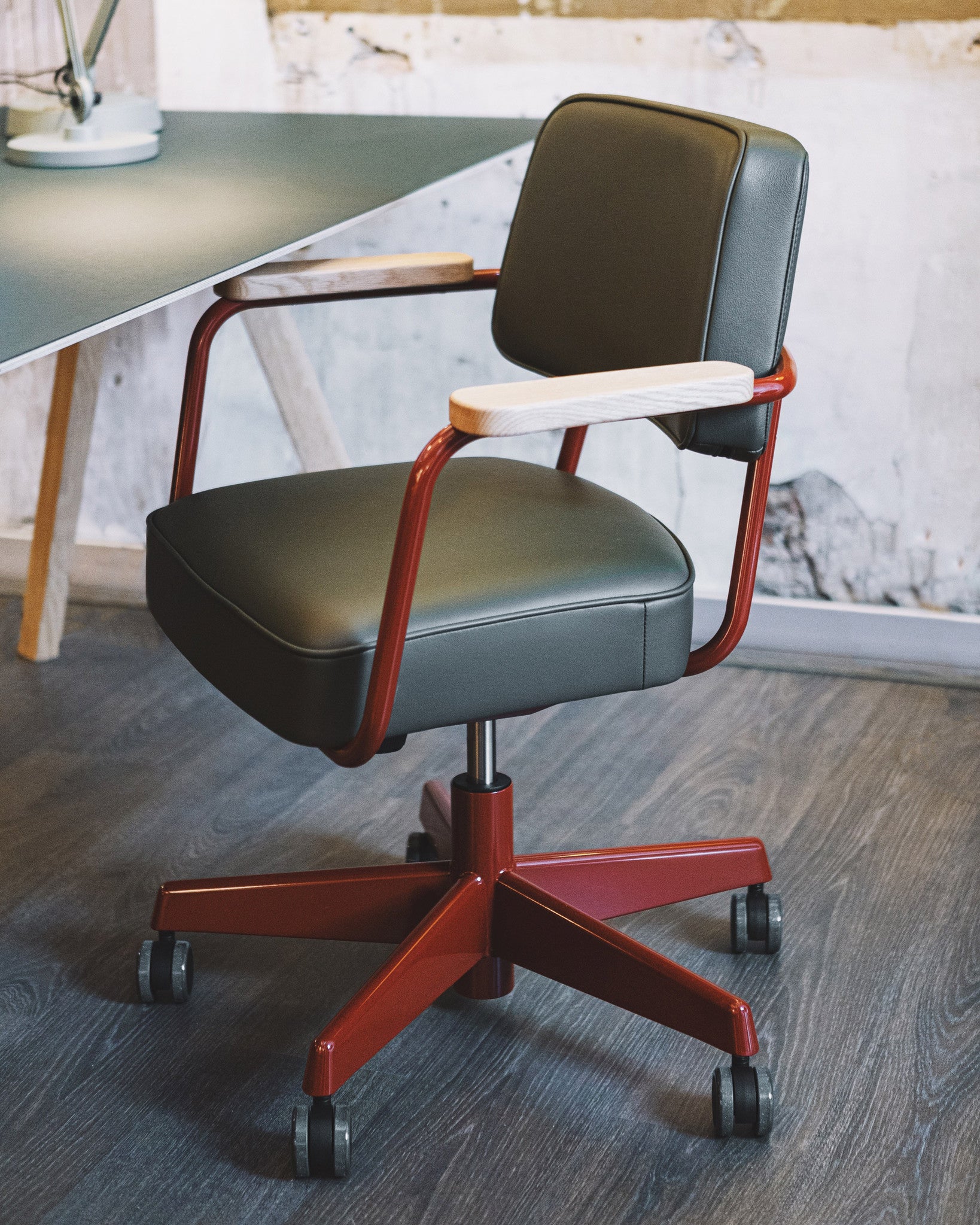 vitra fauteuil Direction Pivotant - standaard