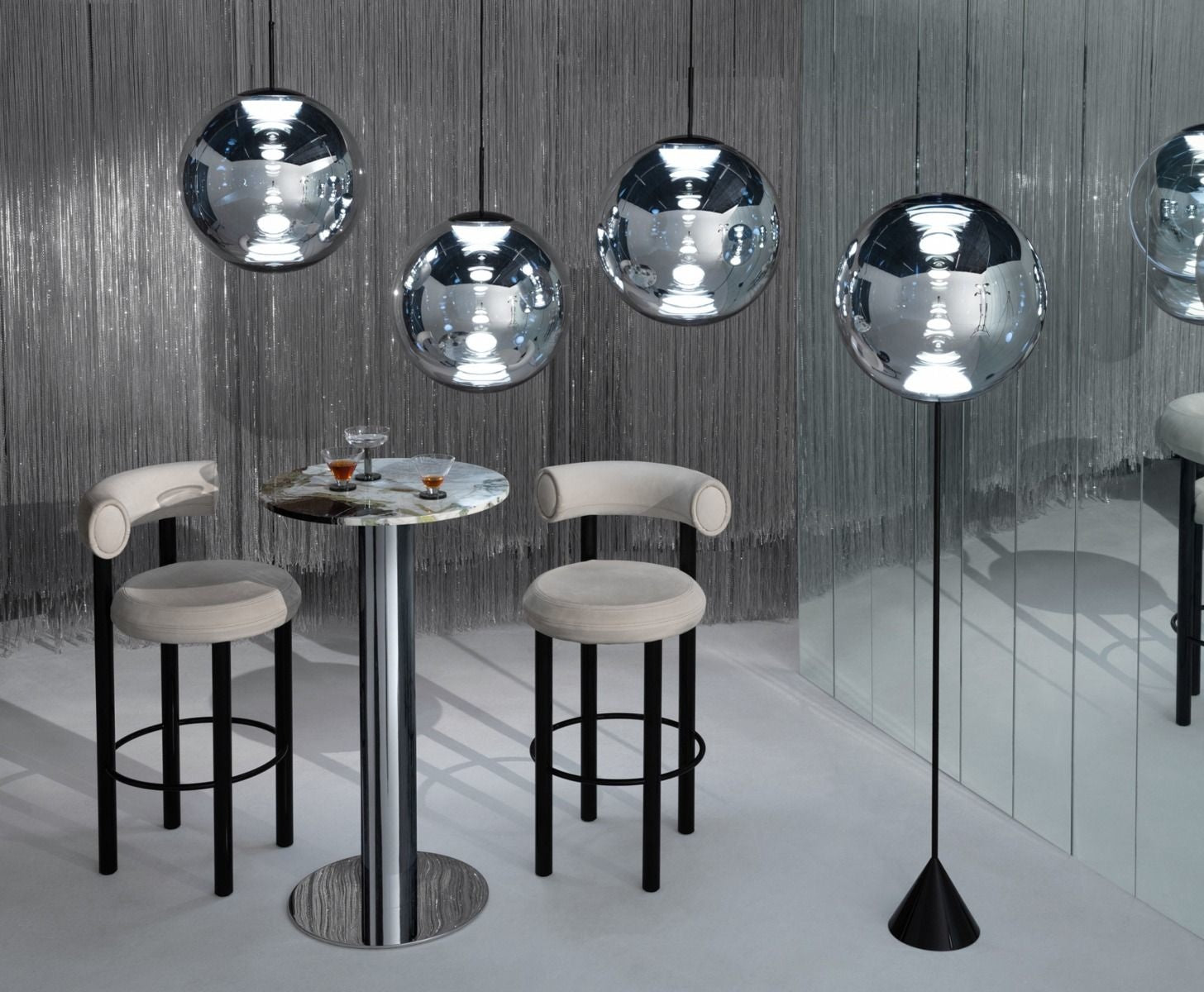 Tom Dixon vloerlamp Globe Cone