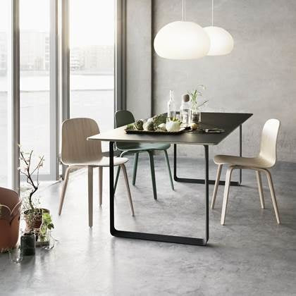 Muuto tafel 70/70 - 90 x 225 cm.