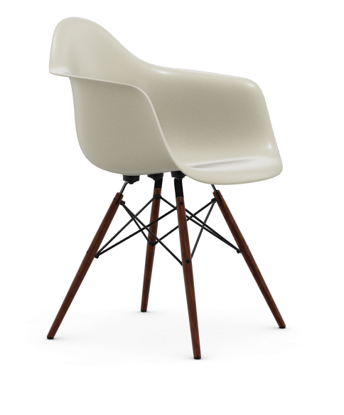 Eames Fiberglass Armchair DAW